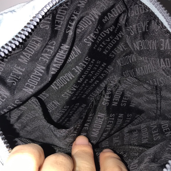 Steve Madden Puffy Crossbody Bag - Picture 15 of 15